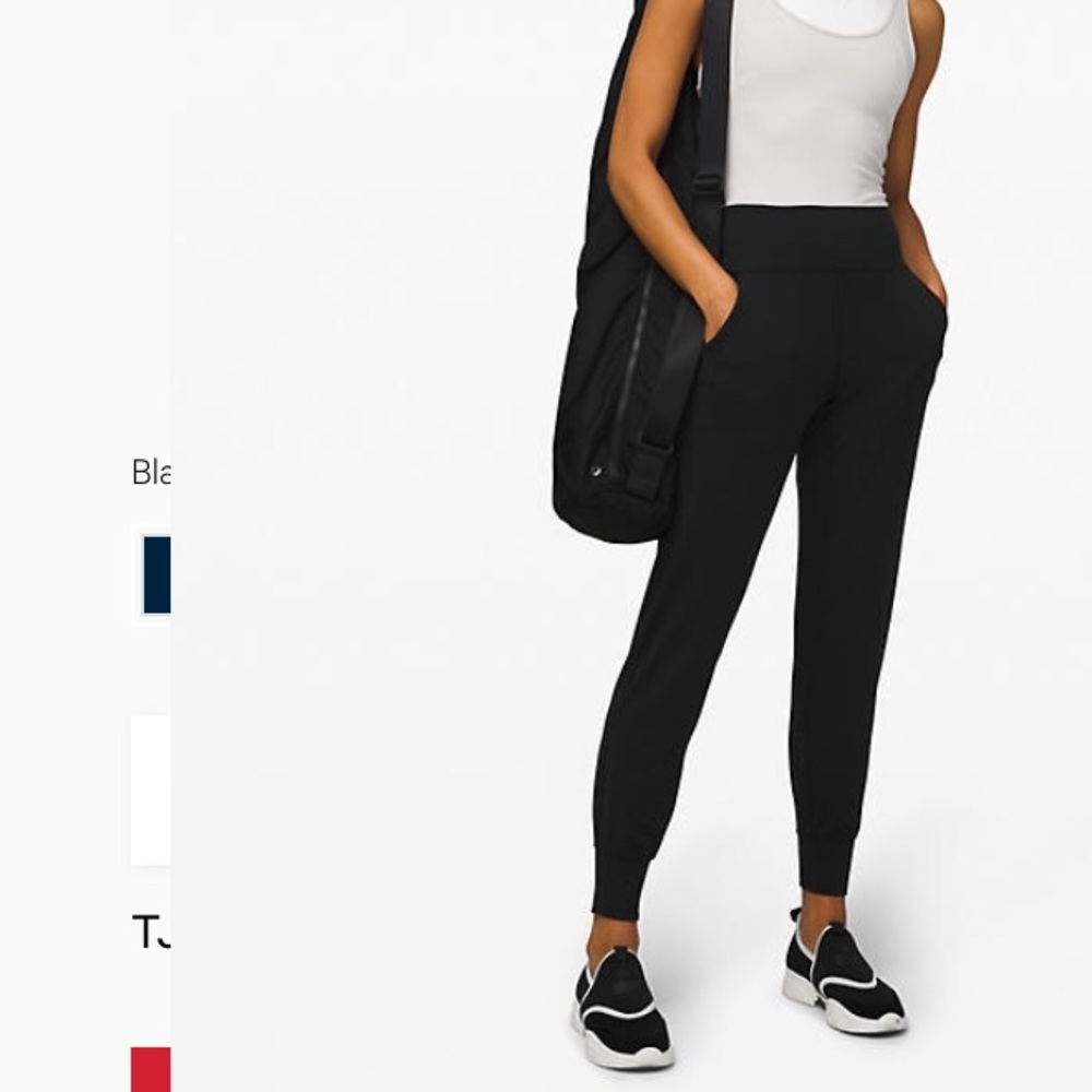 Black Lululemon Align Joggers size 4